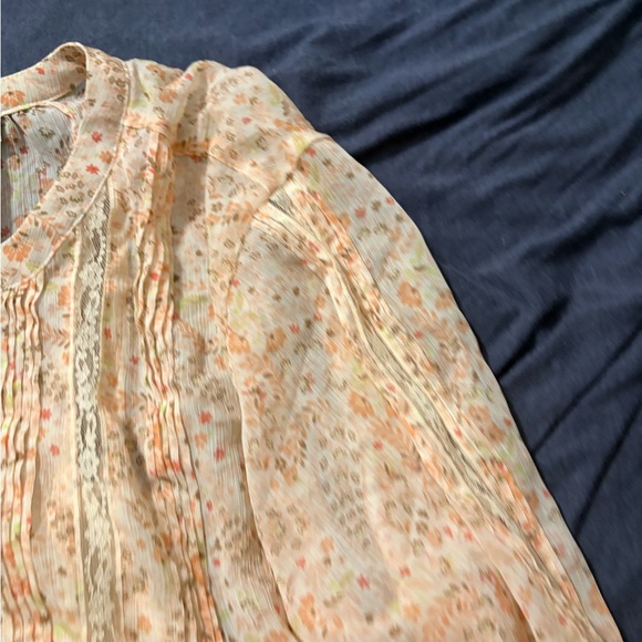Loft Light Floral Blouse - Cream - Picture 4 of 5